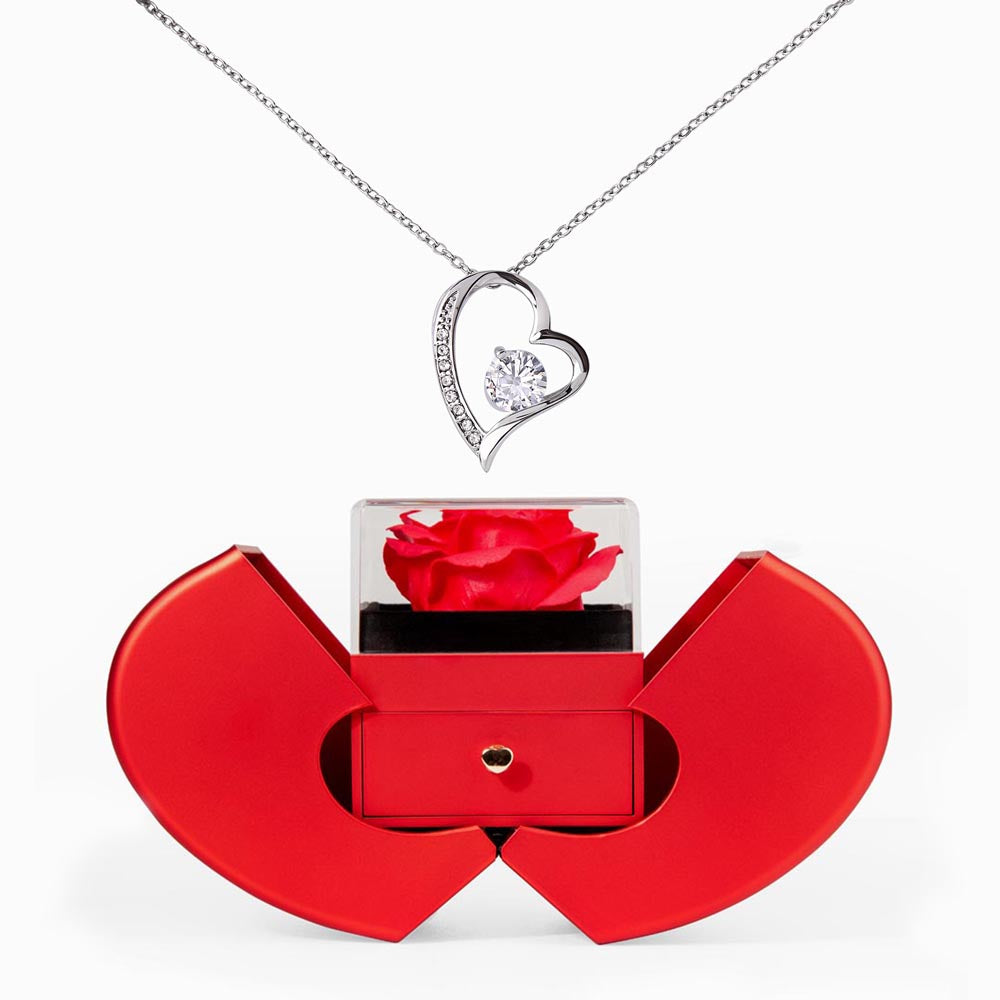 HEART NECKLACE WITH ROSE BOX