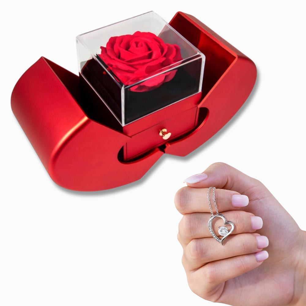 HEART NECKLACE WITH ROSE BOX