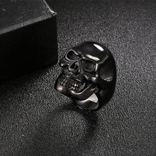 Men's Trendy Skull Ring with Punk Personality
